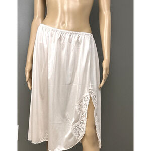 Vintage Bali Half Slip Skirt Plus Size 2X Walking Slit Lace USA Dusty Pink Beige